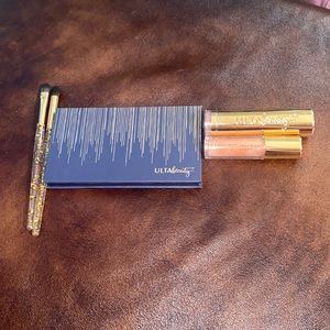 🌲Brand new mini Ulta traveling kit!